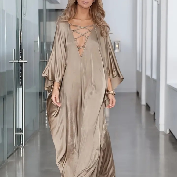 Champagne women's batwing maxi dress lace up front size 2x - Picture 3 of 17